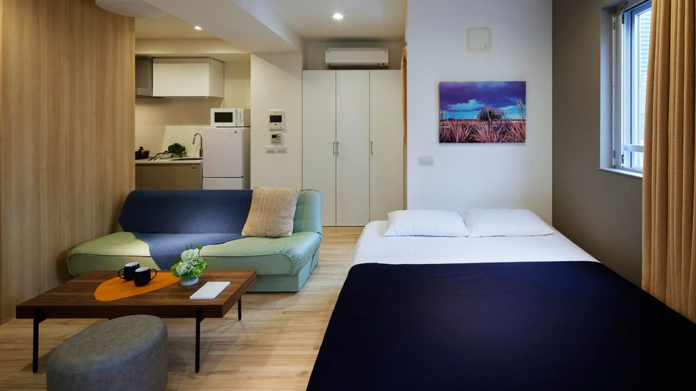 hotel-room-image