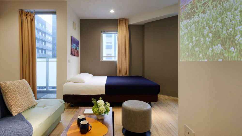 hotel-room-image