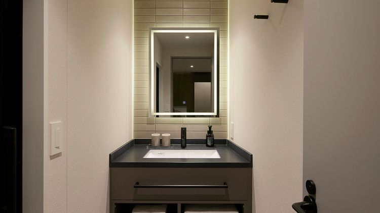 hotel-room-image