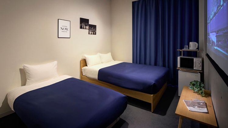 hotel-room-image