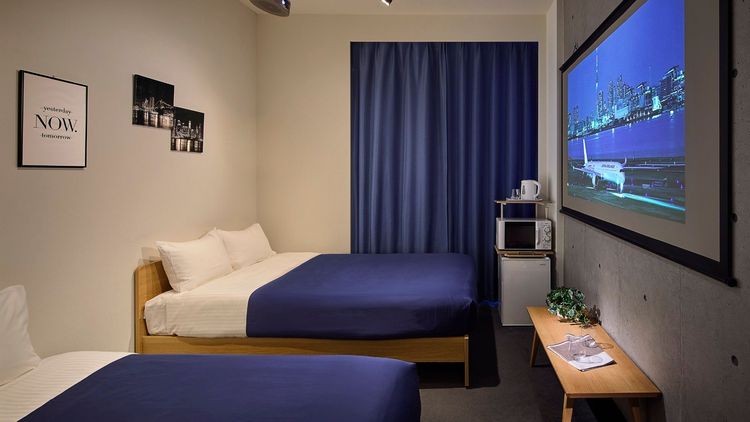 room hero
