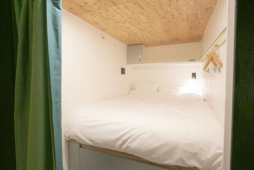 hotel-room-image