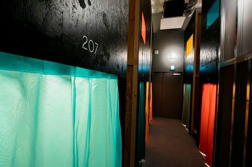 hotel-room-image